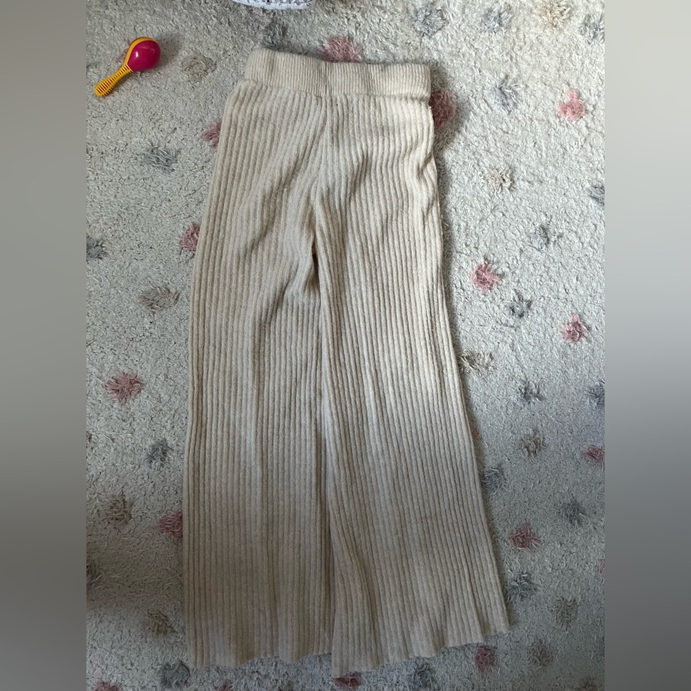 PrettyLittleThing Cream Ribbed Wide-Leg Pants - Picture 2 of 4